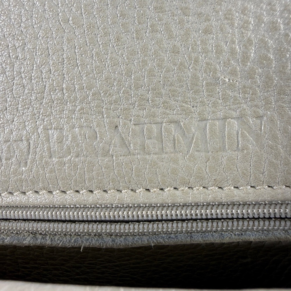 Vintage Brahmin USA Cream Croc Embossed Leather Crossbody Bag Brass Medallion - Picture 14 of 15